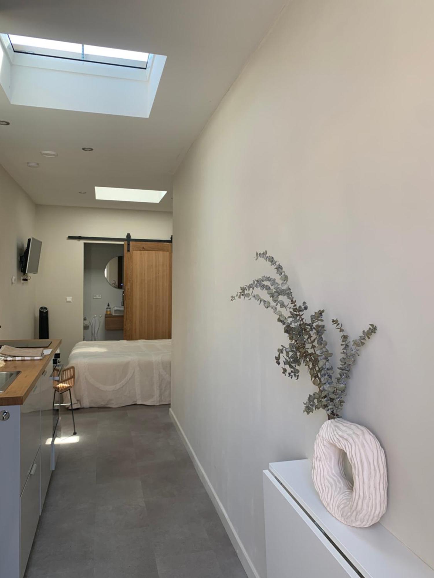 Beach Studio 35 With Private Parking Zandvoort Esterno foto